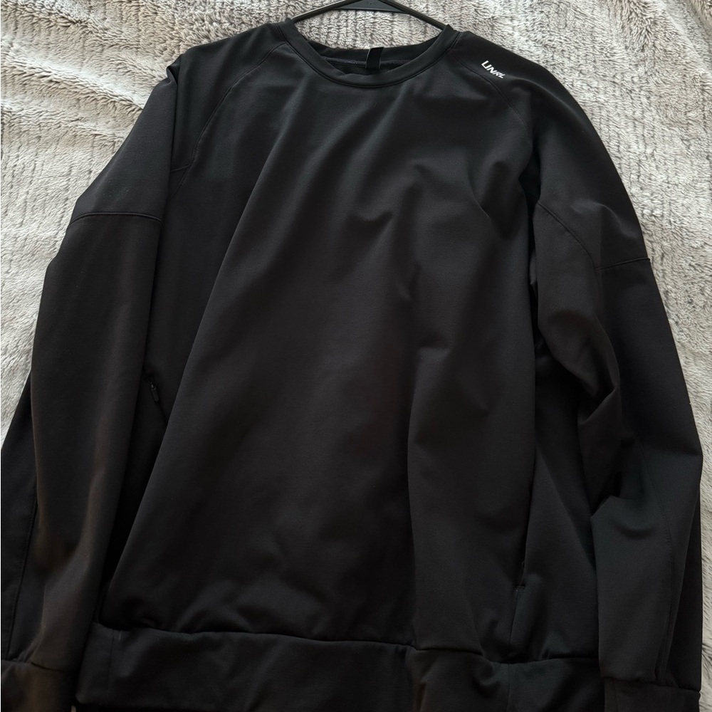 UNRL Men's Black Sweatshirt